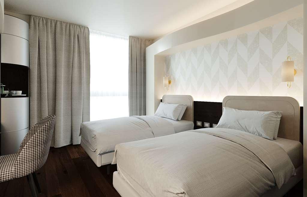 Doubletree By Hilton Milan Malpensa Solbiate Olona Hotell Rom bilde