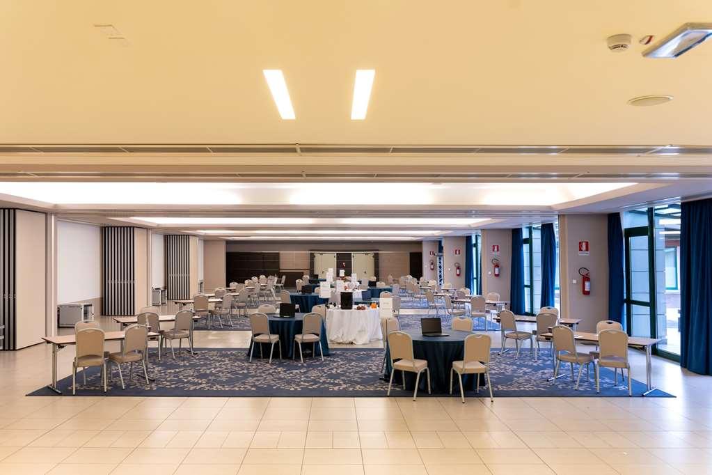 Doubletree By Hilton Milan Malpensa Solbiate Olona Hotell Fasiliteter bilde