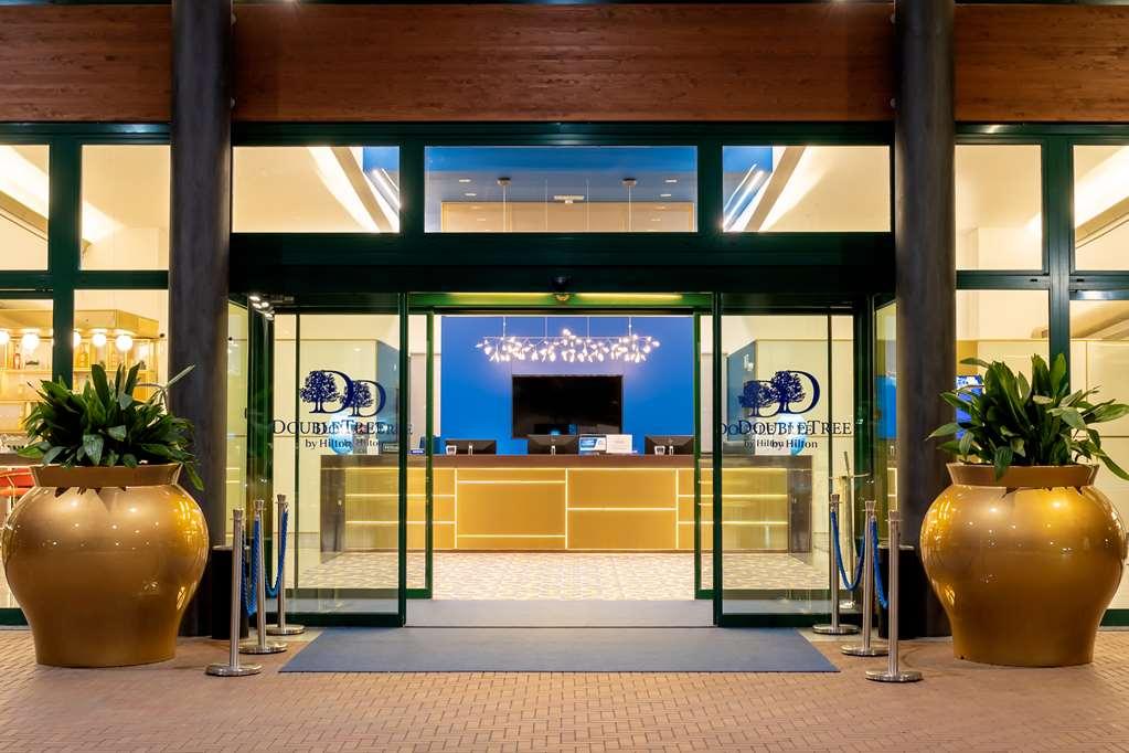 Doubletree By Hilton Milan Malpensa Solbiate Olona Hotell Eksteriør bilde