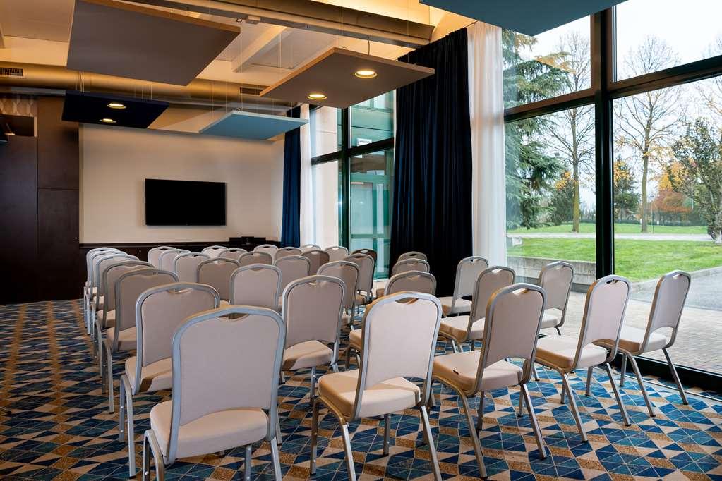 Doubletree By Hilton Milan Malpensa Solbiate Olona Hotell Fasiliteter bilde